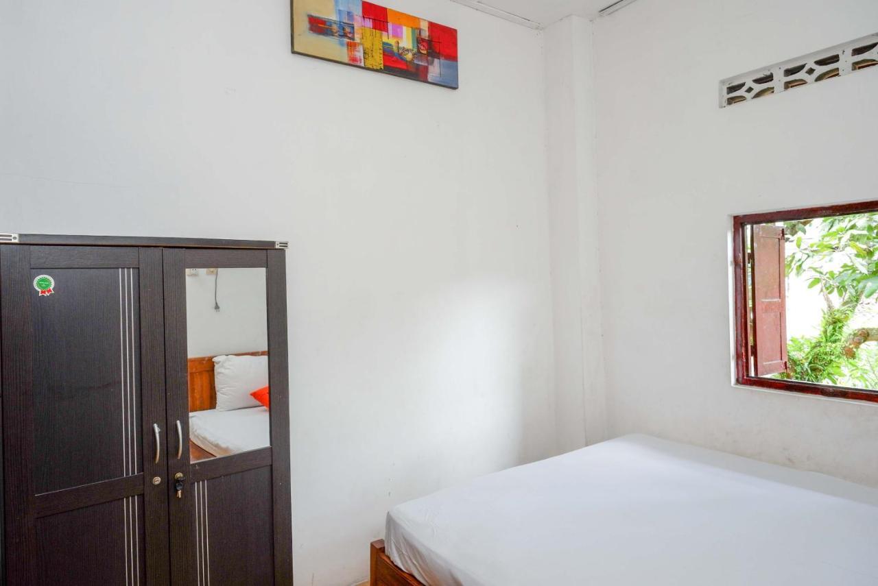 Albergue Koolkost Syariah Near Malioboro Area Yogyakarta Exterior foto